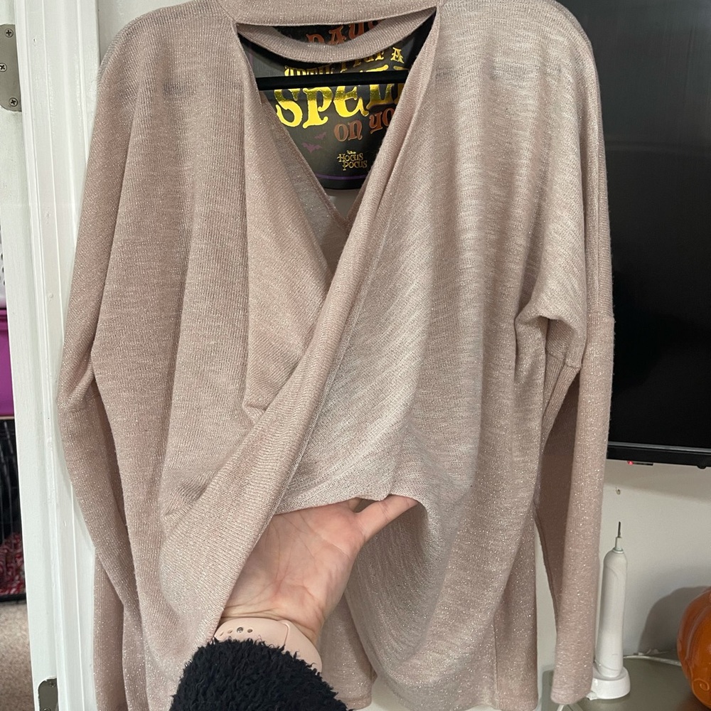 Sweater - Picture 4 of 5